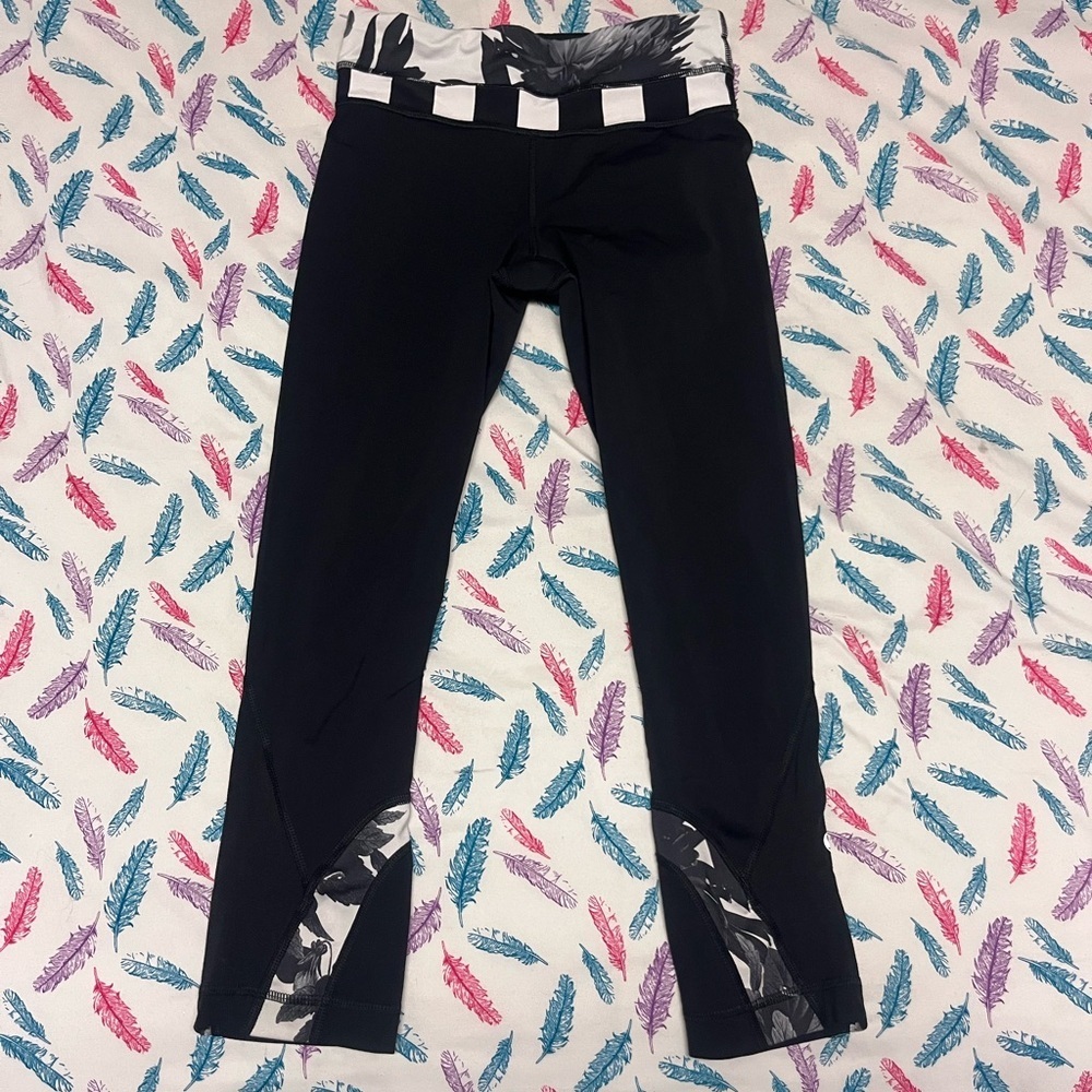 Lululemon Capri Leggings - Picture 1 of 6